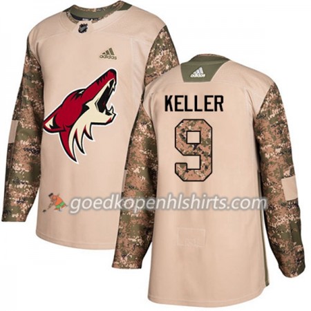 Arizona Coyotes Clayton Keller 9 Adidas 2017-2018 Camo Veterans Day Practice Authentic Shirt - Mannen